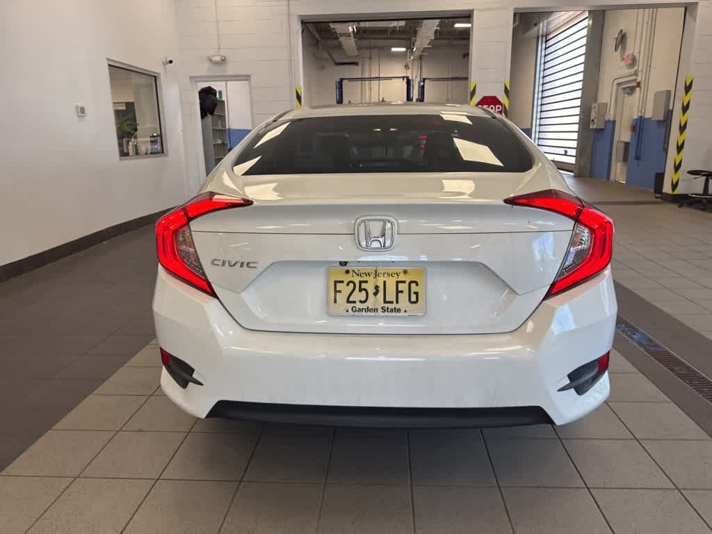Thumbnail: 2016 Honda Civic - 5