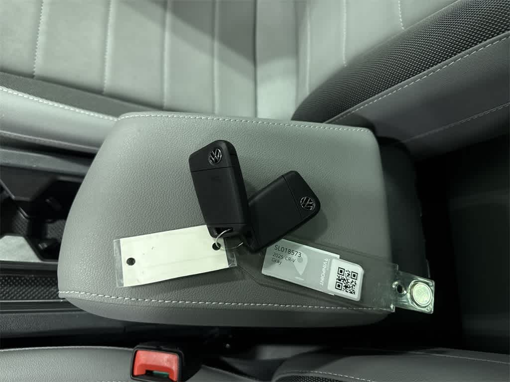 Thumbnail: 2023 Volkswagen Taos - 32