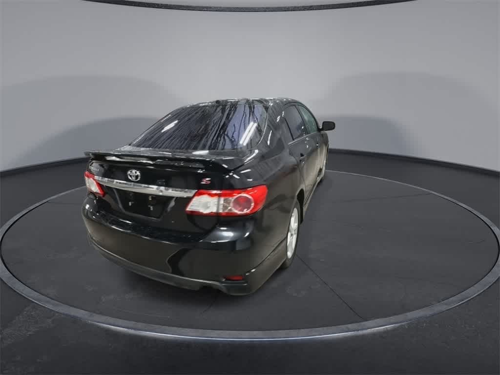 Thumbnail: 2012 Toyota Corolla - 8