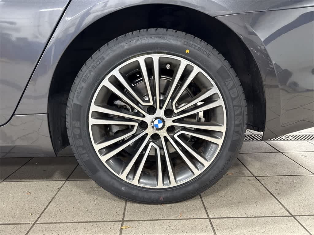 Thumbnail: 2020 BMW 5 Series - 10