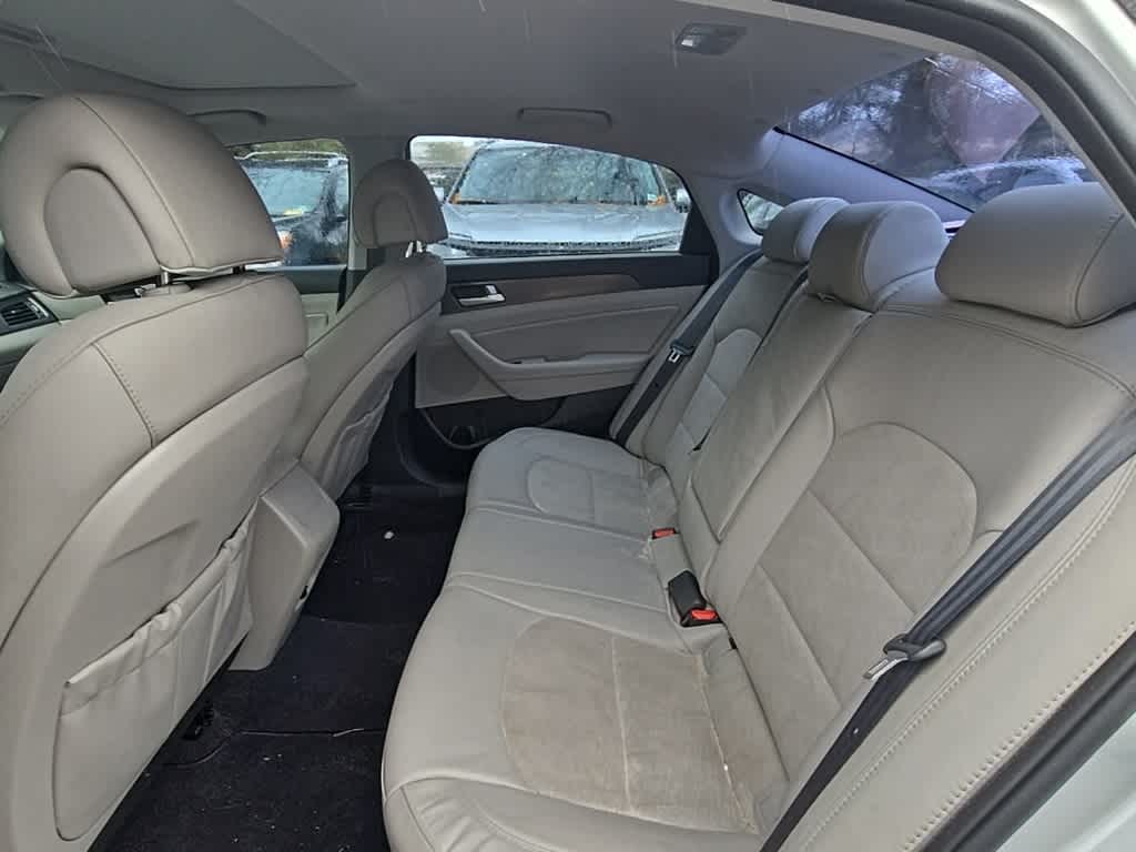 Thumbnail: 2016 Hyundai Sonata - 16