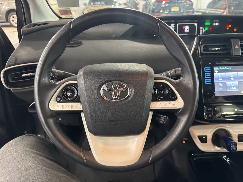 Thumbnail: 2017 Toyota Prius Prime - 9
