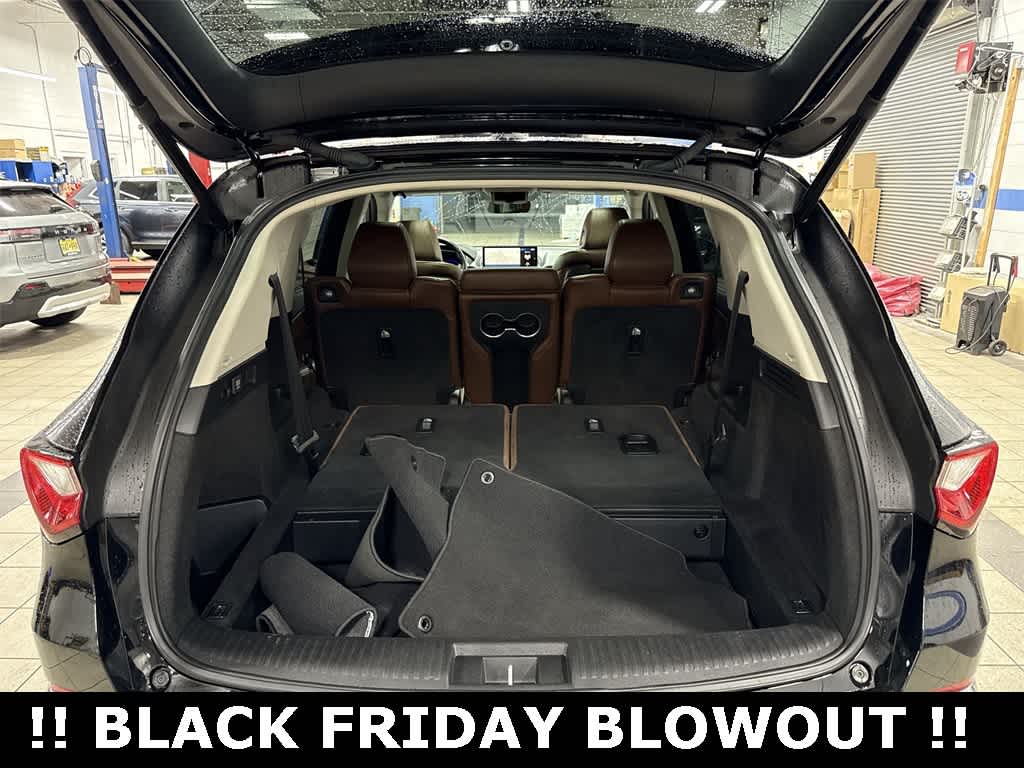 Thumbnail: 2023 Acura MDX - 11