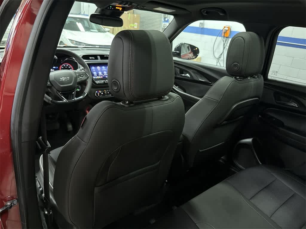Thumbnail: 2022 Chevrolet TrailBlazer - 28