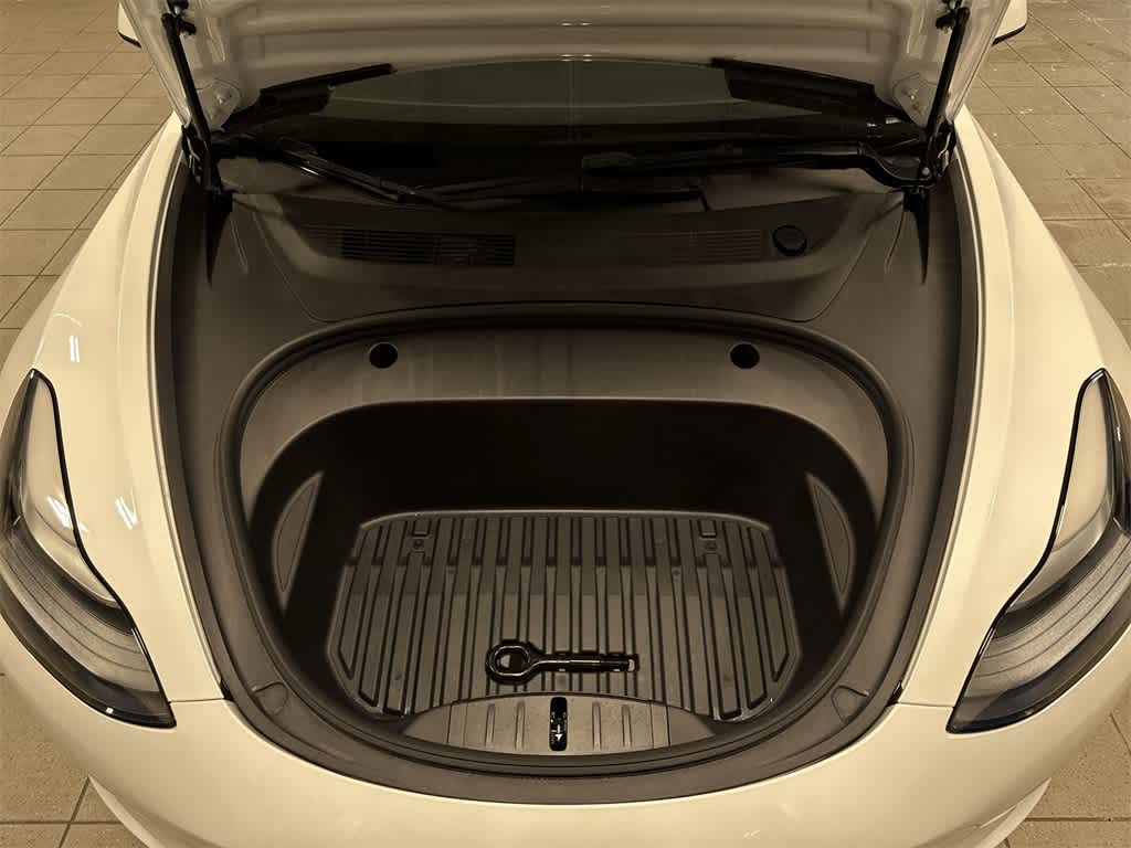 Thumbnail: 2023 Tesla Model 3 - 12