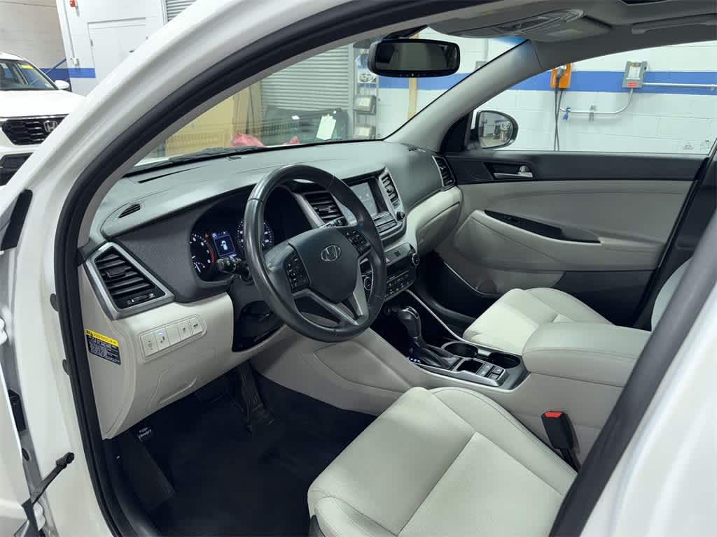 Thumbnail: 2018 Hyundai Tucson - 30