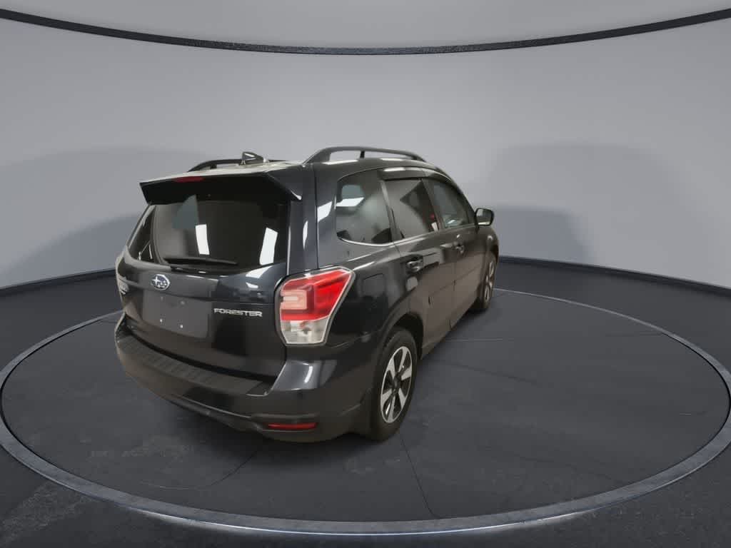 Thumbnail: 2018 Subaru Forester - 8