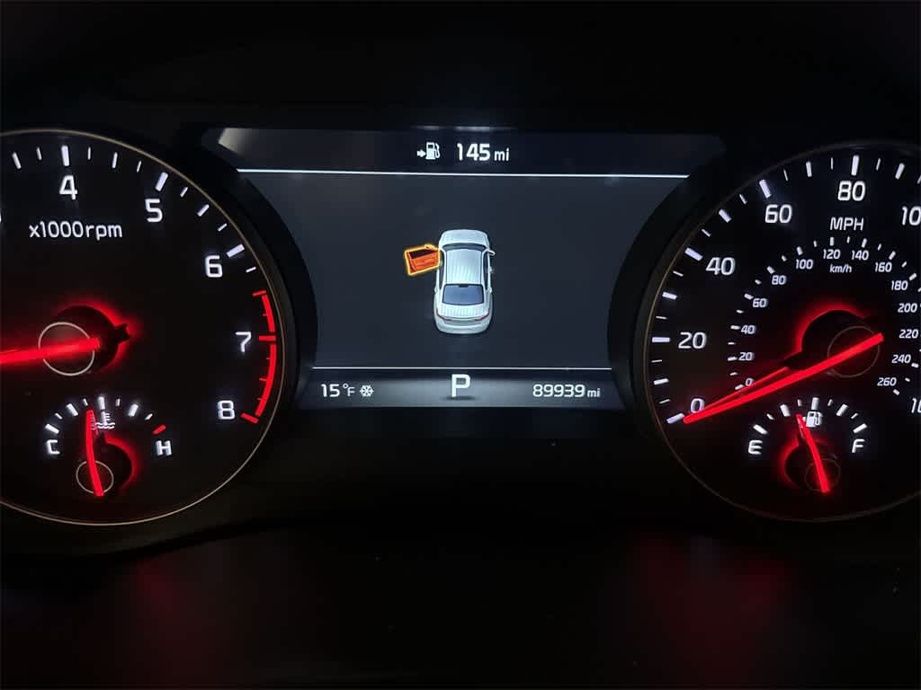 Thumbnail: 2018 Kia Cadenza - 18