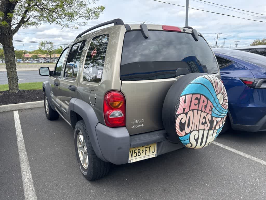 Thumbnail: 2004 Jeep Liberty - 2