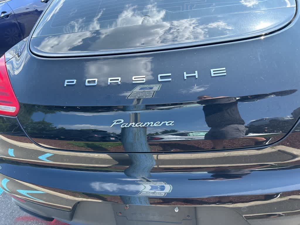 Thumbnail: 2016 Porsche Panamera - 8