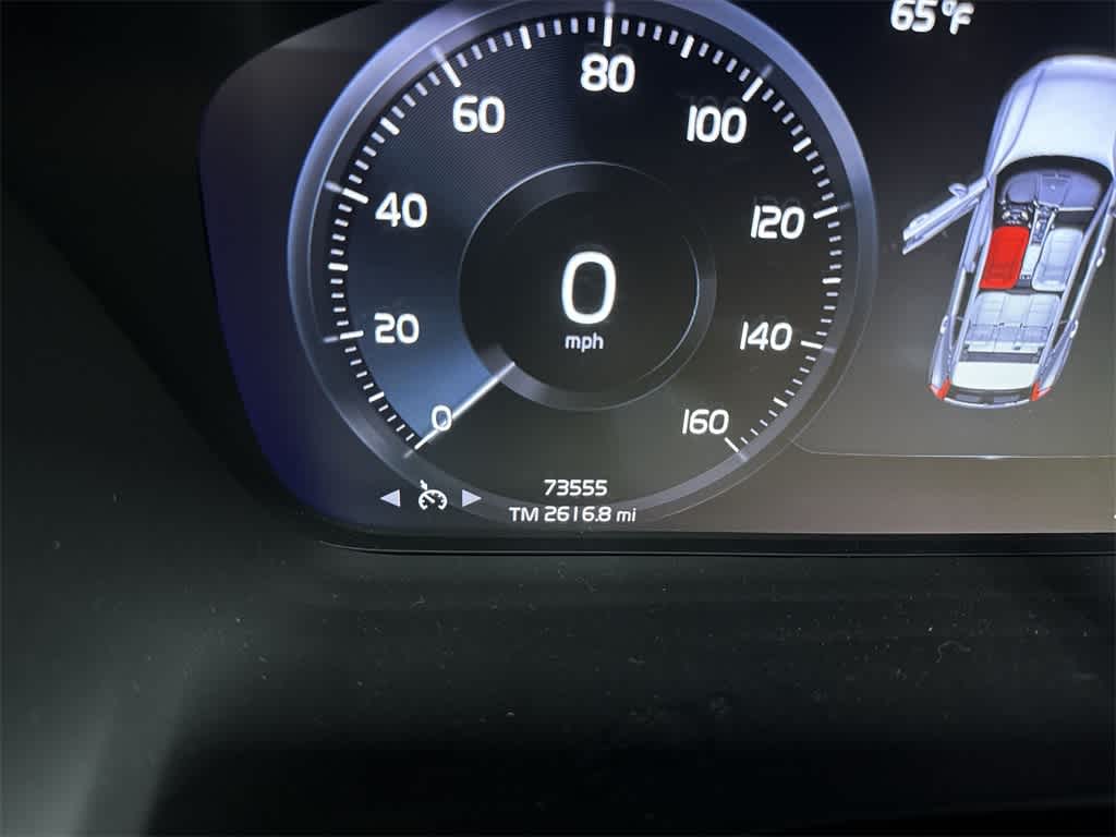 Thumbnail: 2020 Volvo XC40 - 19