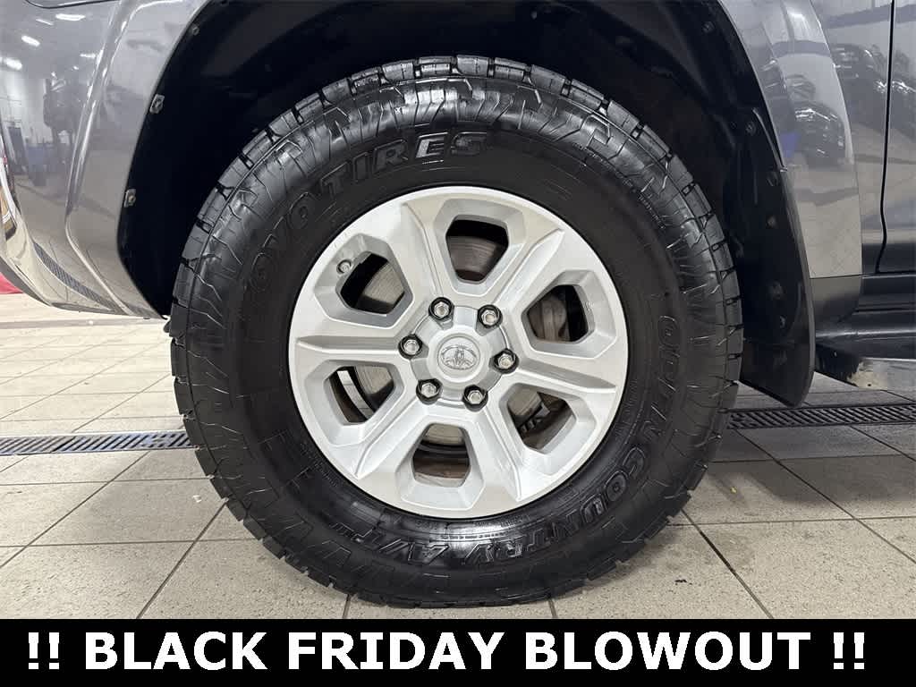 Thumbnail: 2020 Toyota 4Runner - 10