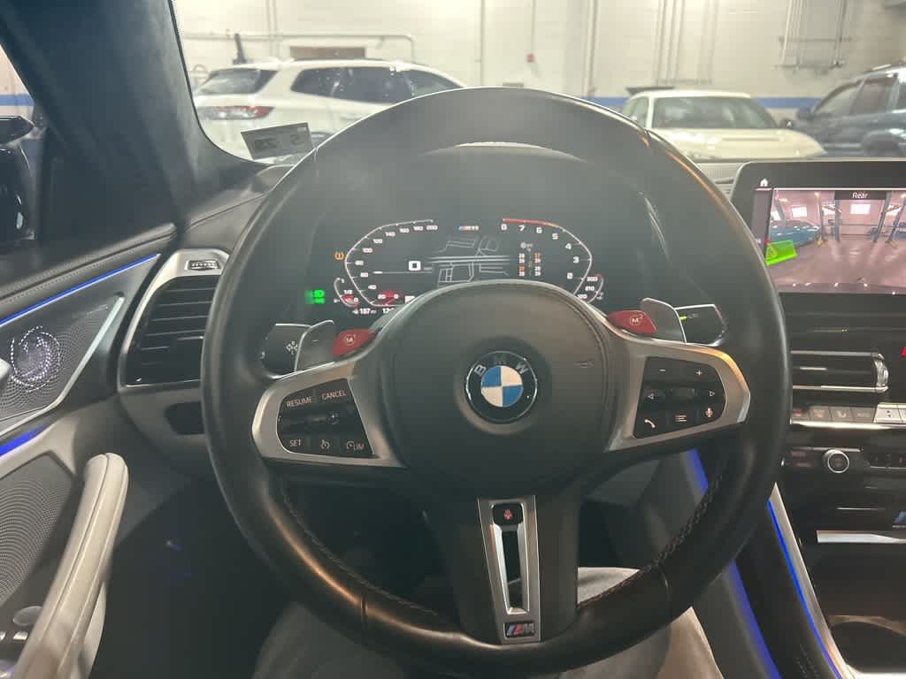 Thumbnail: 2023 BMW M8 - 18