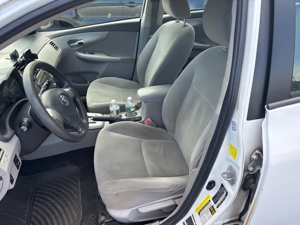 Thumbnail: 2011 Toyota Corolla - 22