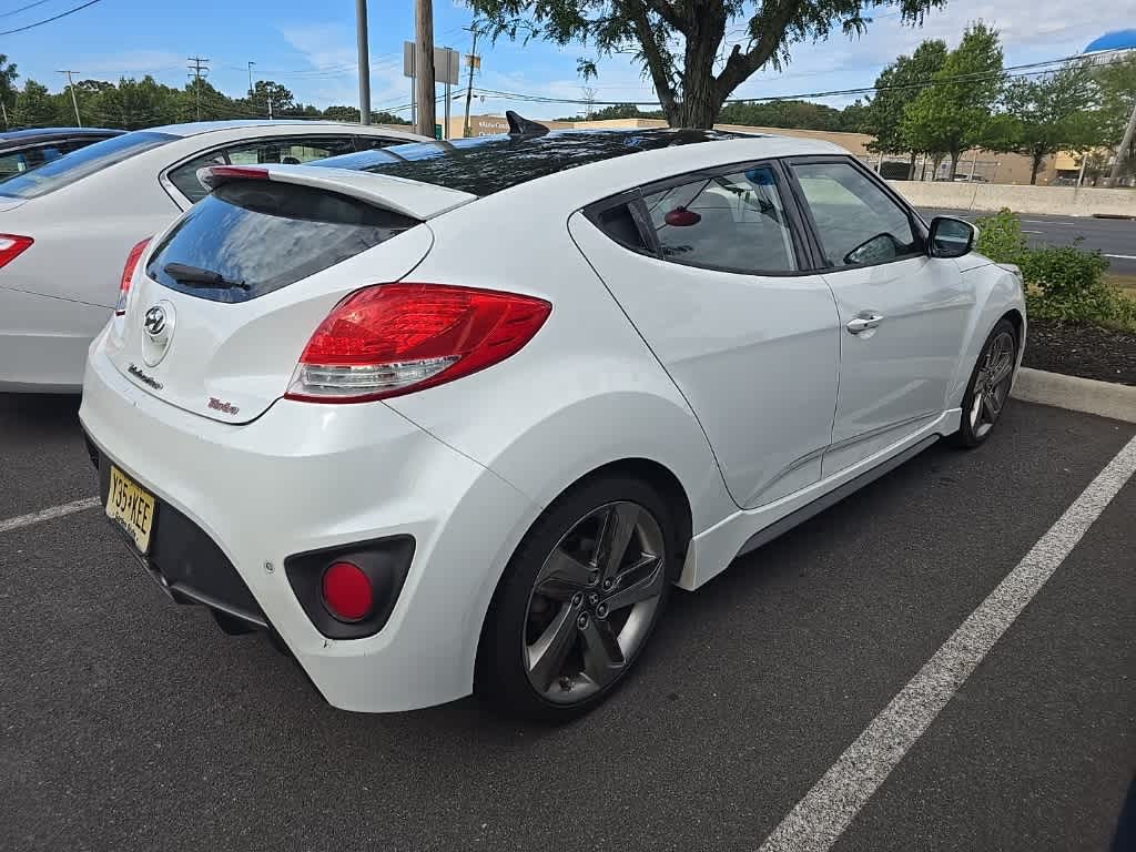 Thumbnail: 2013 Hyundai Veloster - 6
