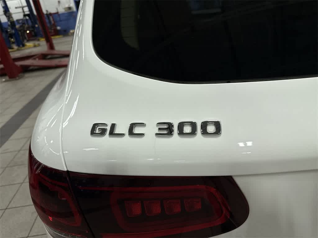 Thumbnail: 2022 Mercedes-Benz GLC - 25