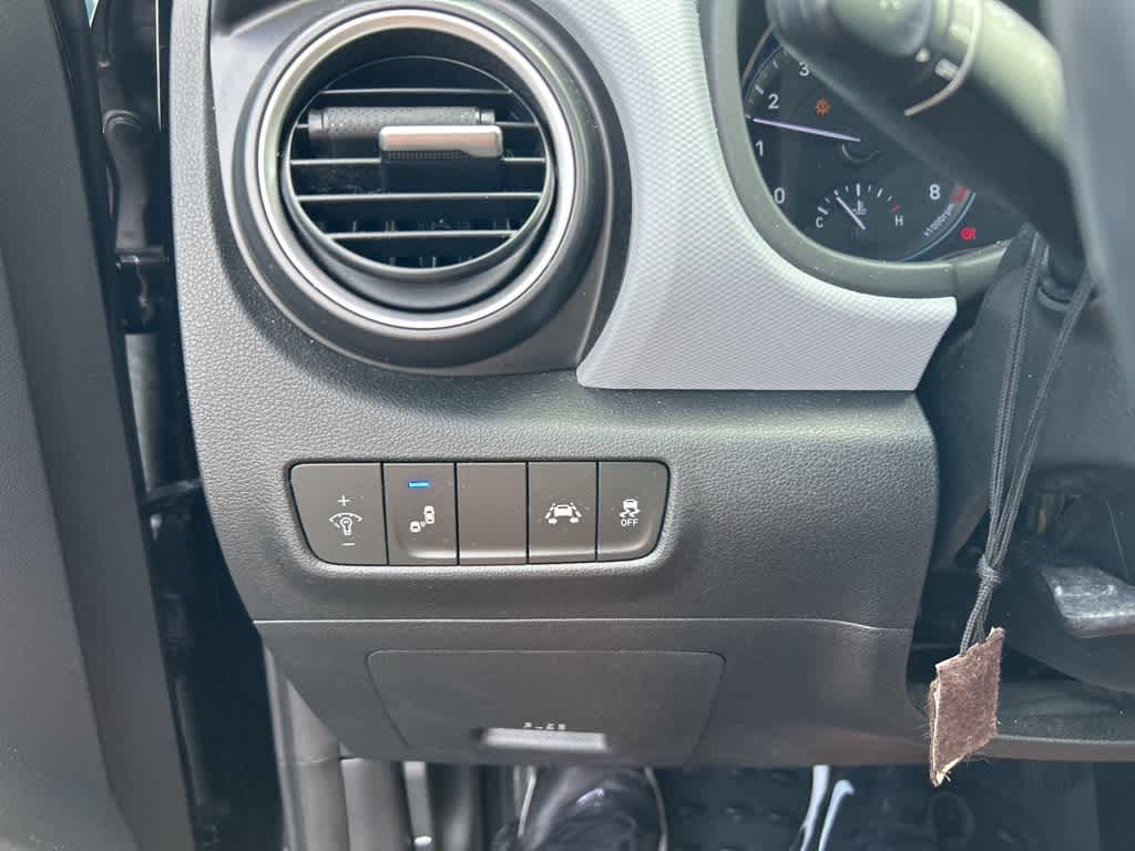 Thumbnail: 2019 Hyundai Kona - 17