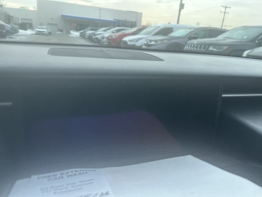 Thumbnail: 2016 Lexus IS - 12