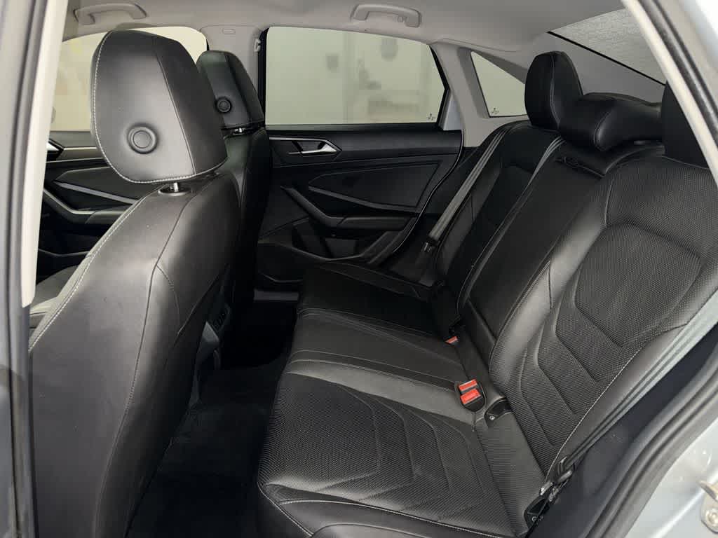 Thumbnail: 2019 Volkswagen Jetta - 17