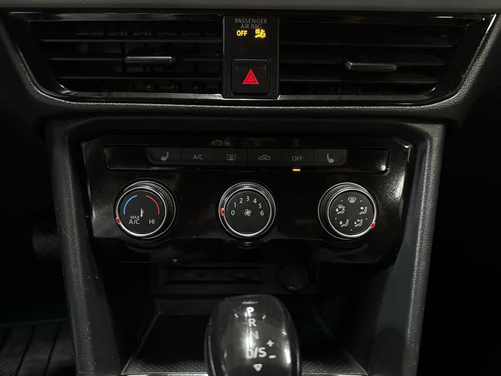 Thumbnail: 2023 Volkswagen Taos - 21