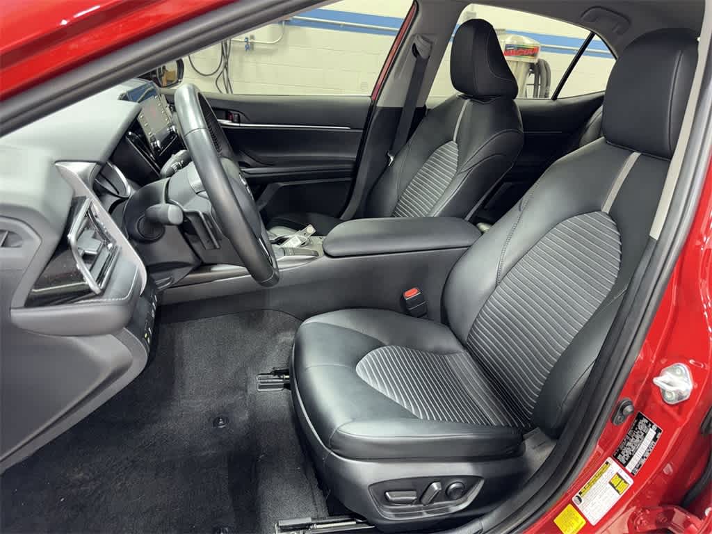 Thumbnail: 2024 Toyota Camry - 15