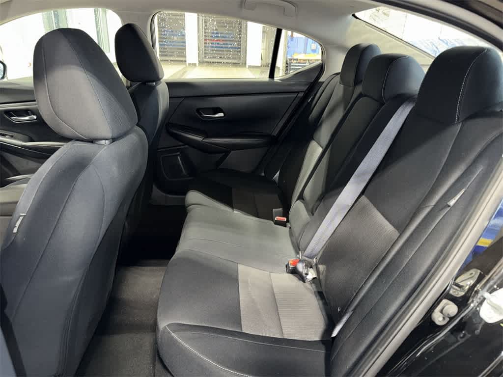 Thumbnail: 2022 Nissan Sentra - 17