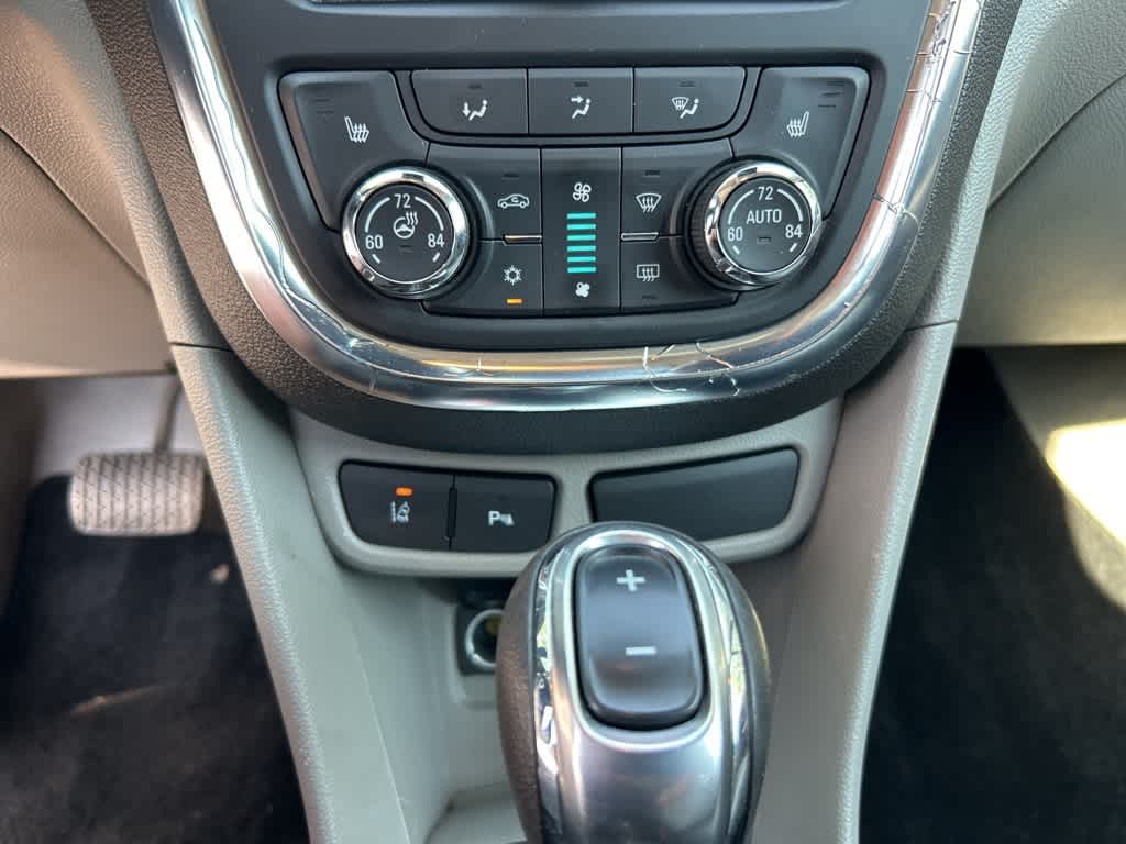 Thumbnail: 2016 Buick Encore - 23