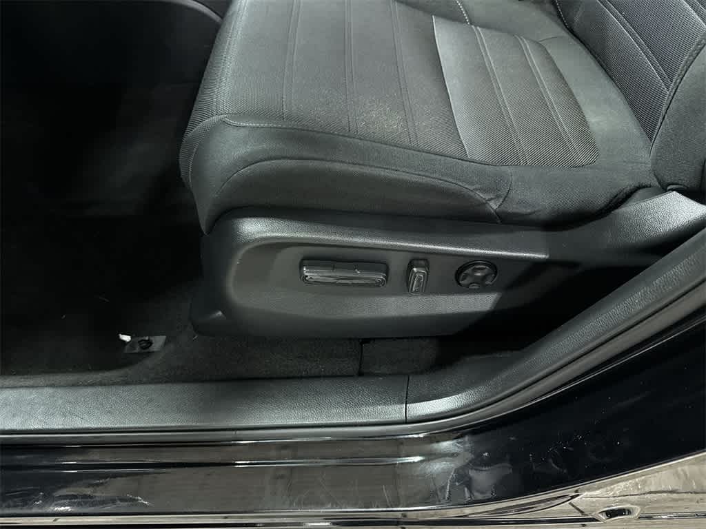 Thumbnail: 2022 Honda CR-V - 23