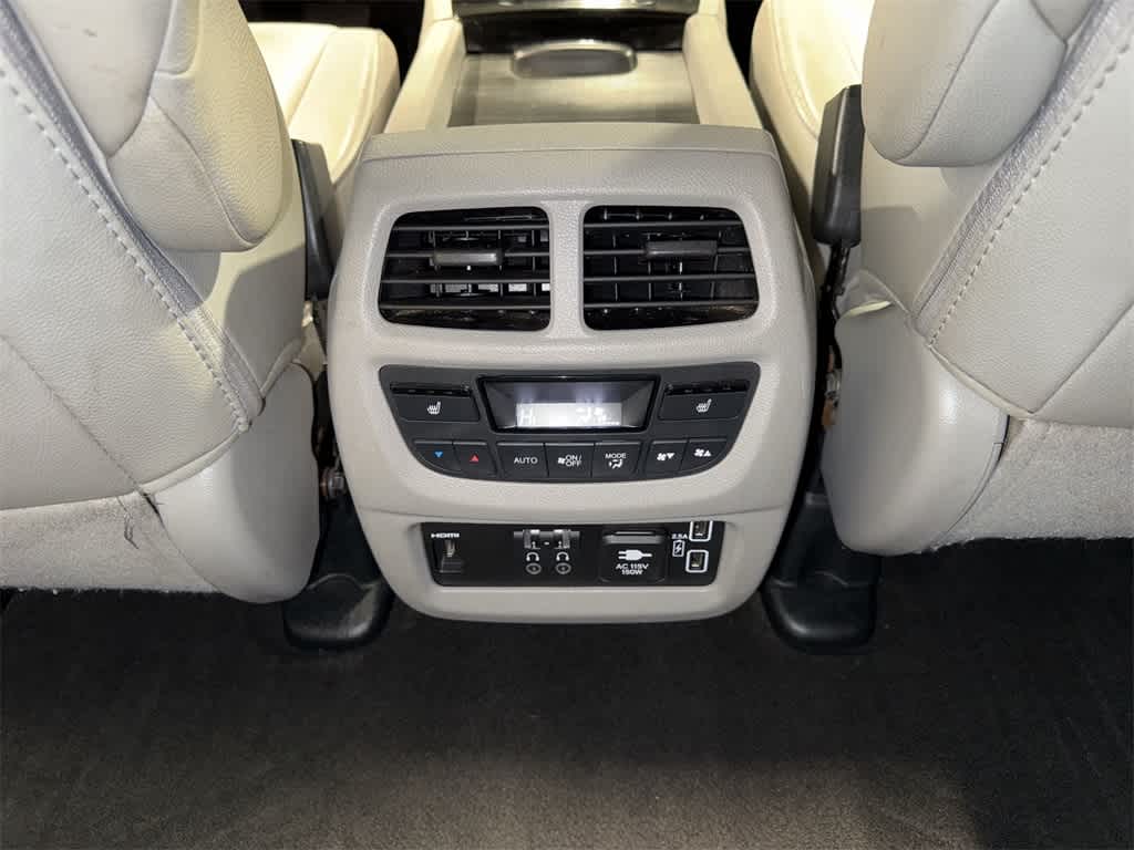 Thumbnail: 2019 Honda Pilot - 31