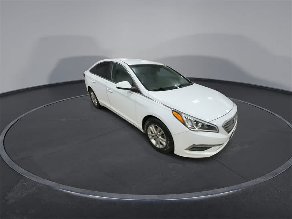 Thumbnail: 2015 Hyundai Sonata - 2