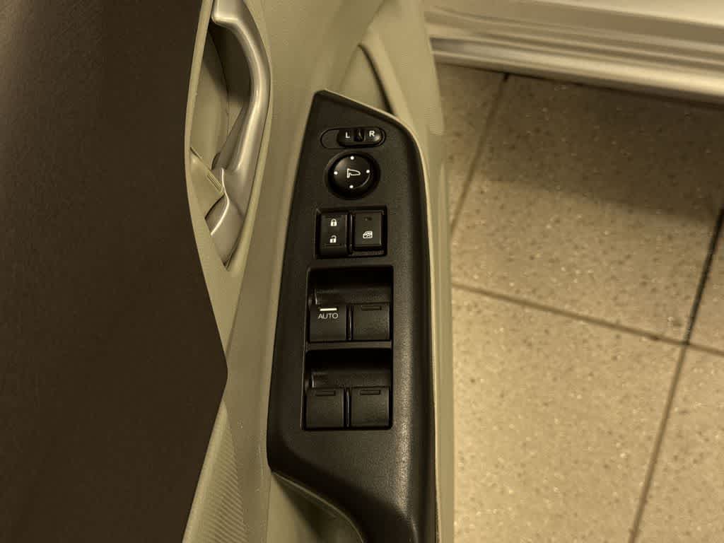 Thumbnail: 2012 Honda Civic - 22