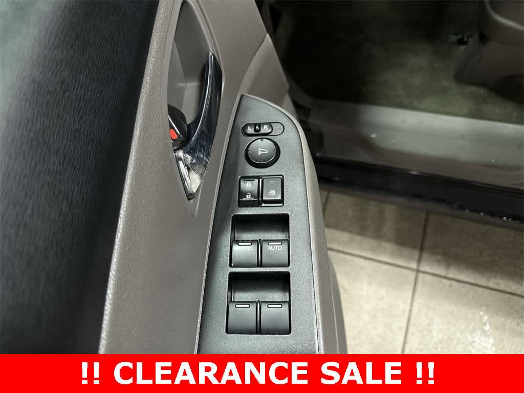 Thumbnail: 2014 Honda Odyssey - 22