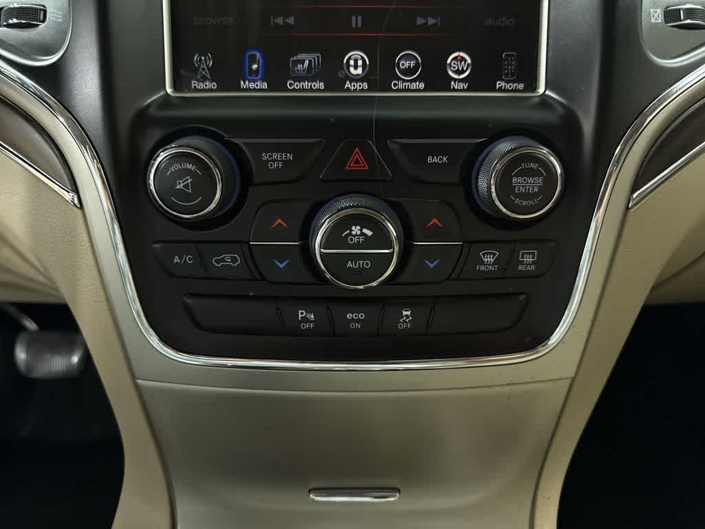 Thumbnail: 2015 Jeep Grand Cherokee - 22