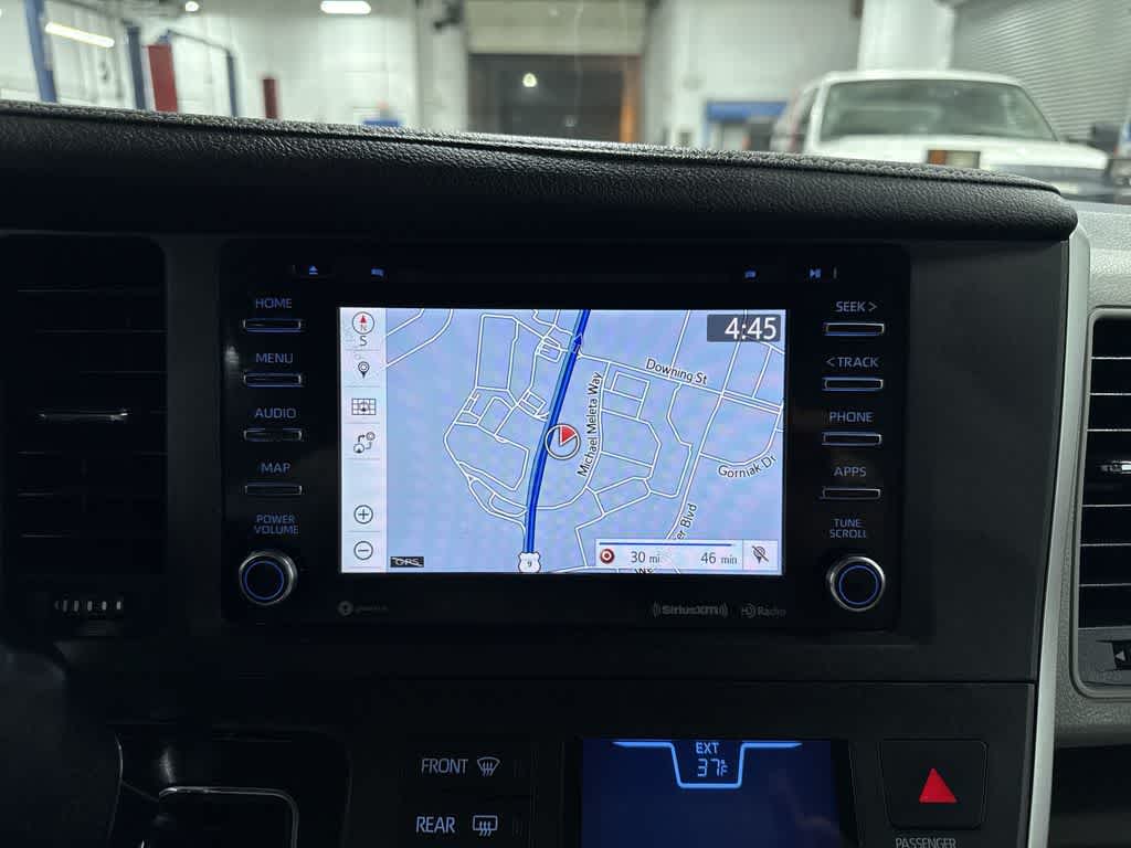 Thumbnail: 2020 Toyota Sienna - 21