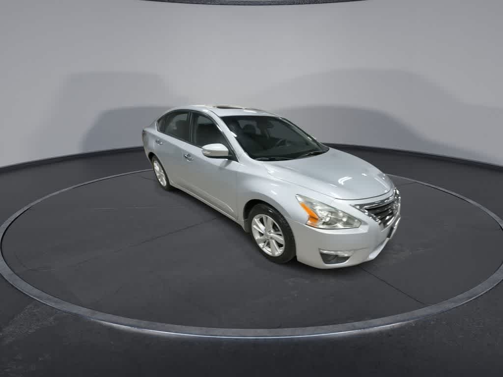 Thumbnail: 2015 Nissan Altima - 2