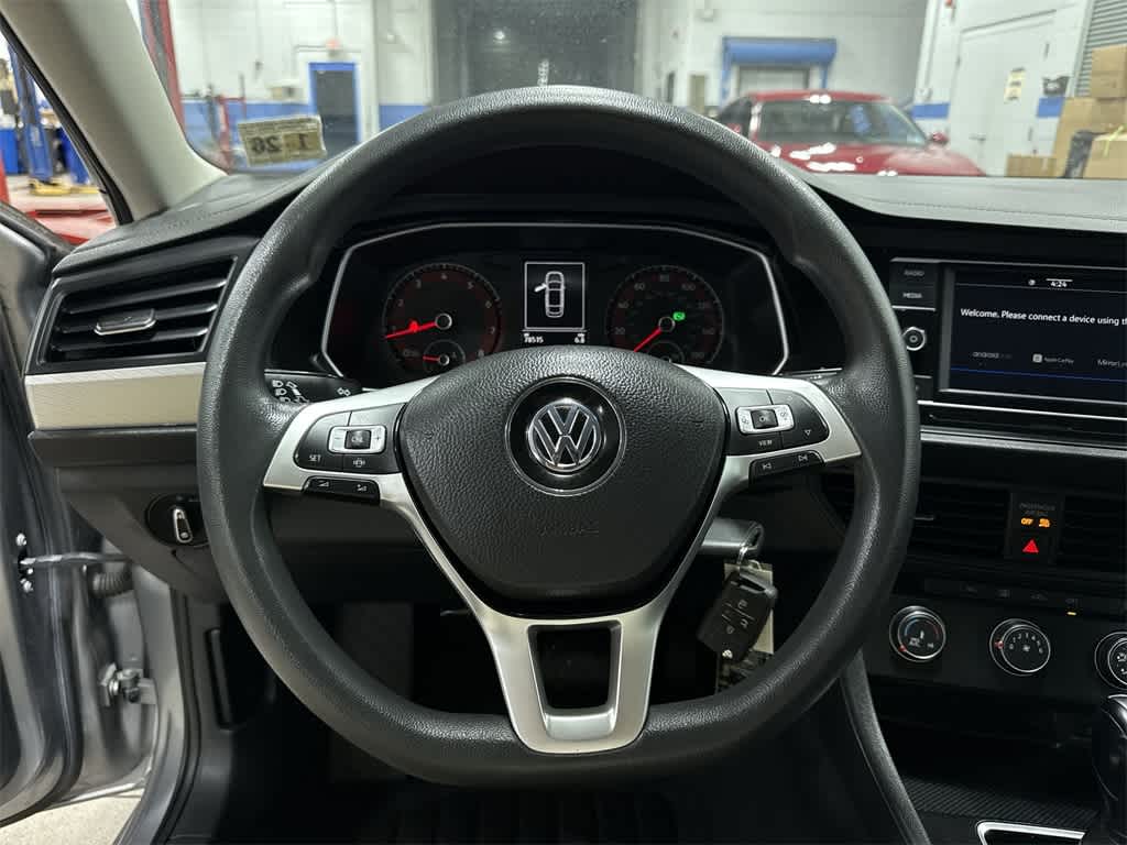 Thumbnail: 2021 Volkswagen Jetta - 18