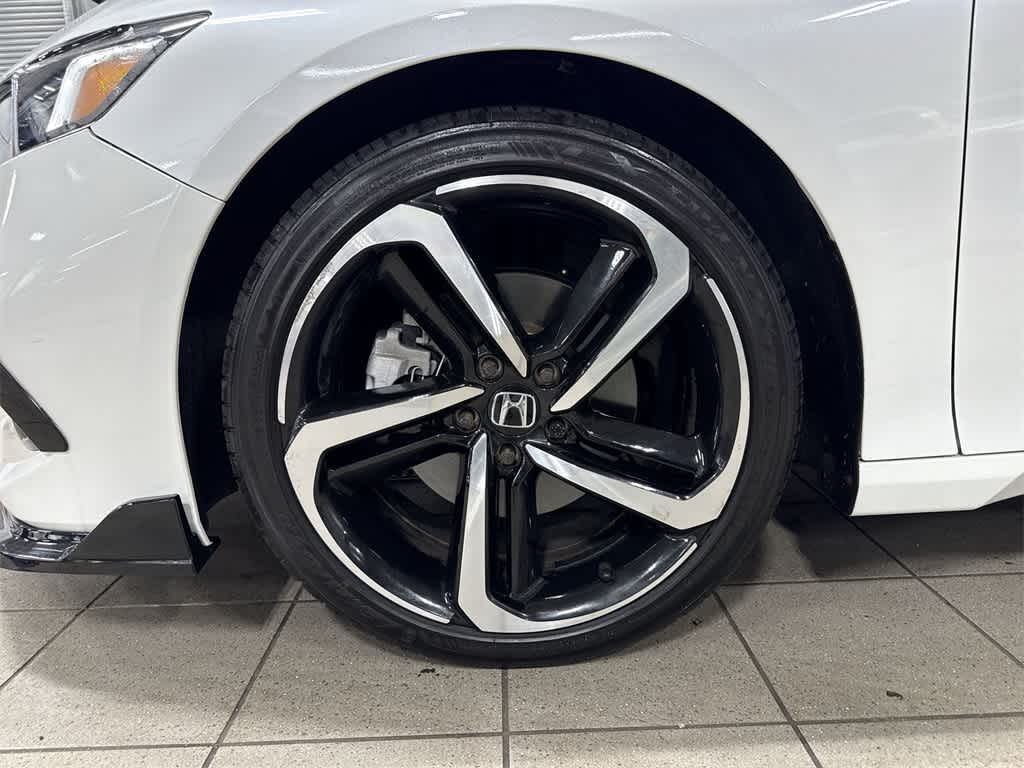 Thumbnail: 2022 Honda Accord - 10