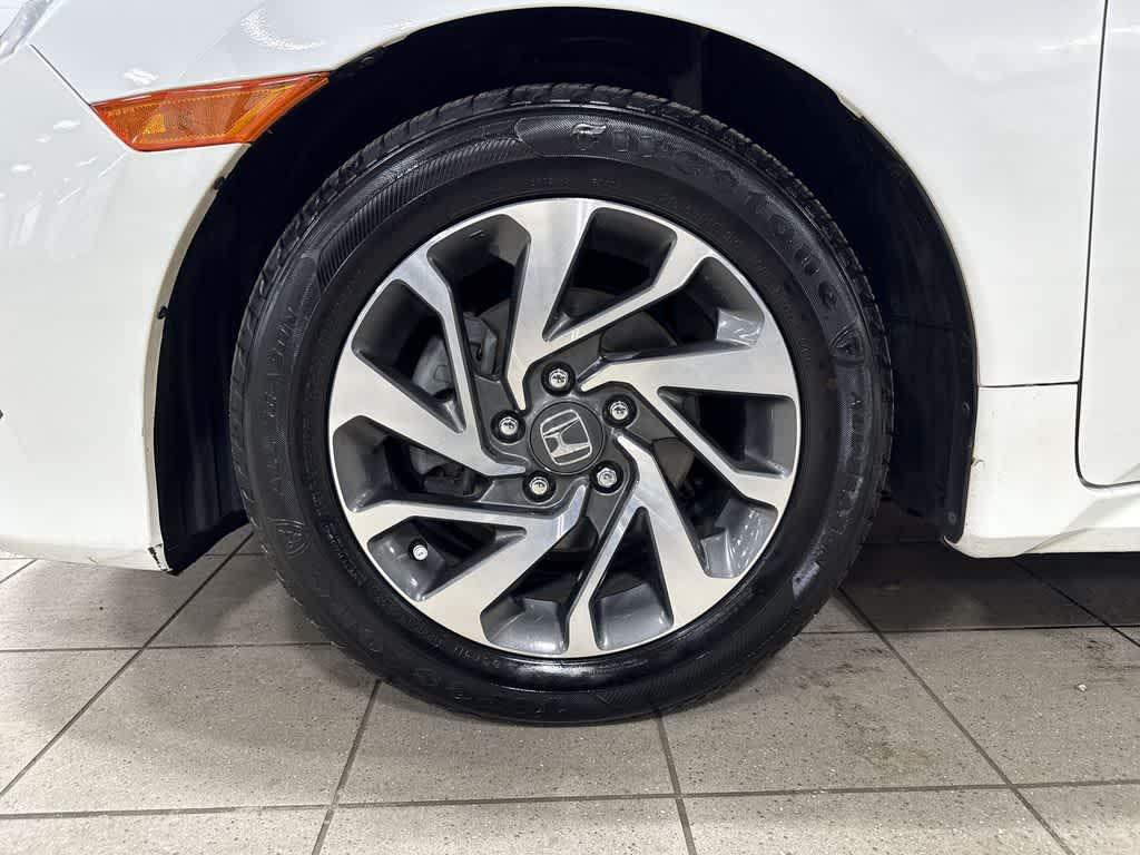 Thumbnail: 2018 Honda Civic - 10