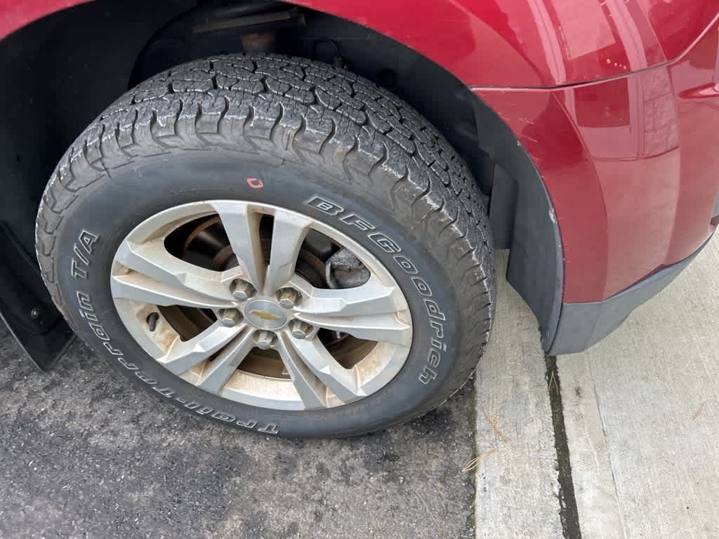 Thumbnail: 2011 Chevrolet Equinox - 16