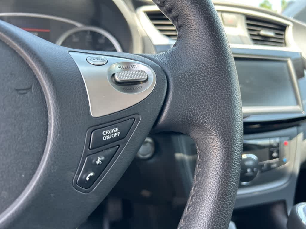 Thumbnail: 2019 Nissan Sentra - 19