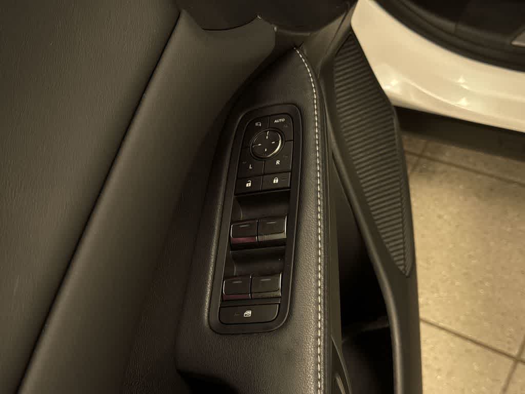 Thumbnail: 2023 Lexus RX - 22