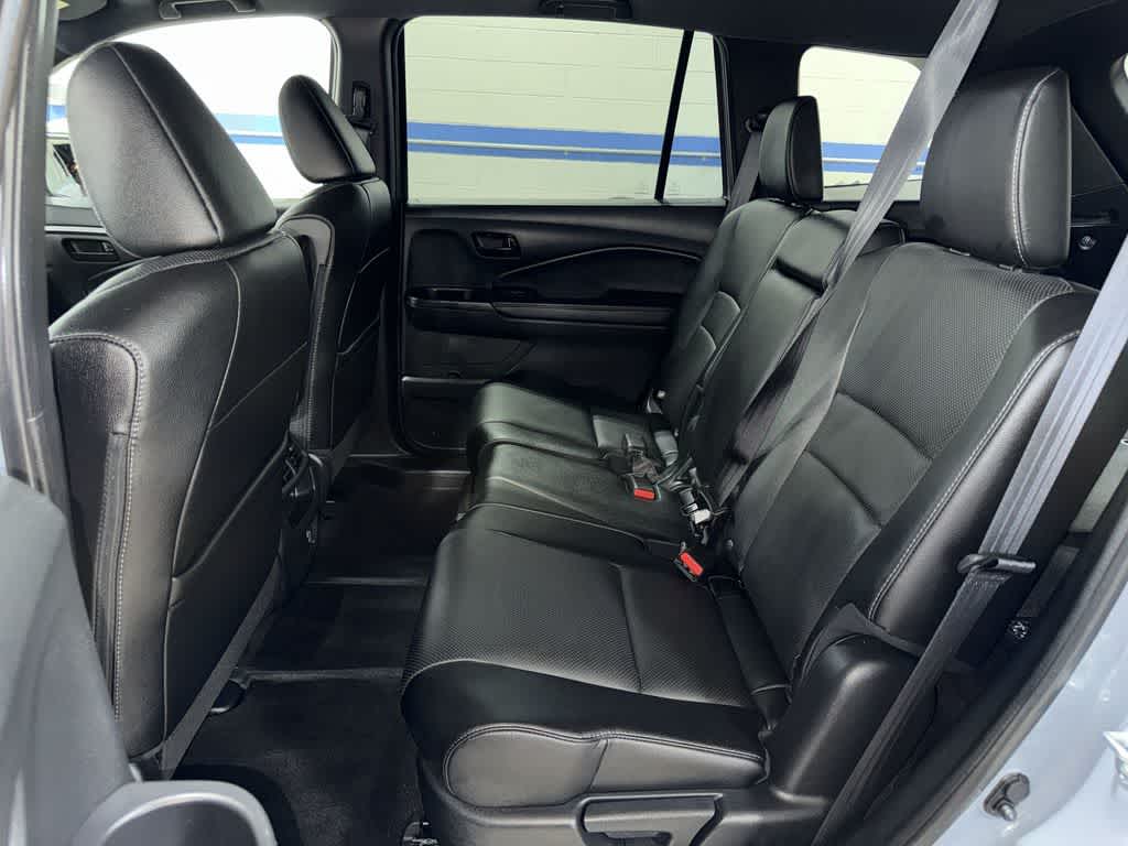 Thumbnail: 2023 Honda Passport - 17