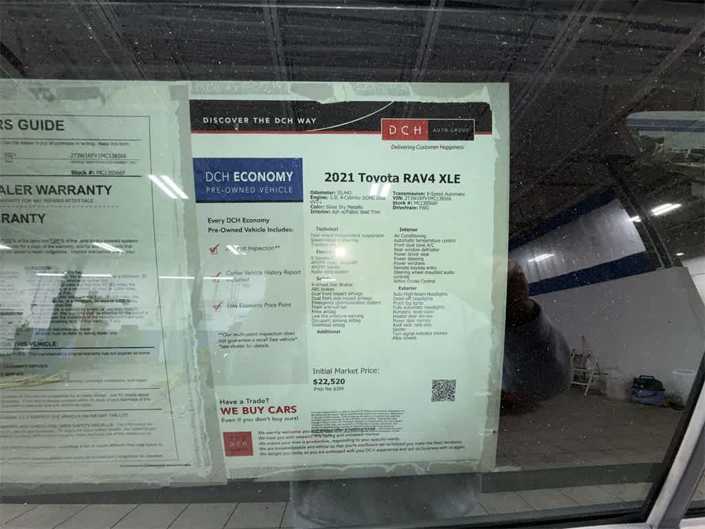 Thumbnail: 2021 Toyota RAV4 - 13