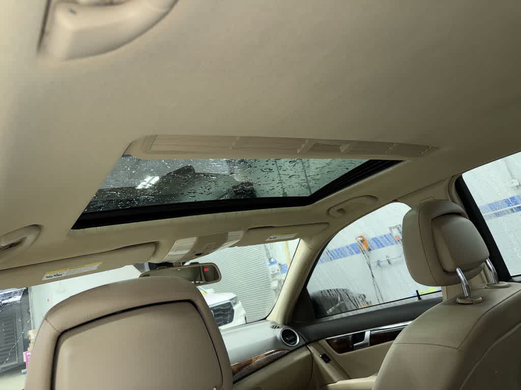 Thumbnail: 2014 Mercedes-Benz C-Class - 23