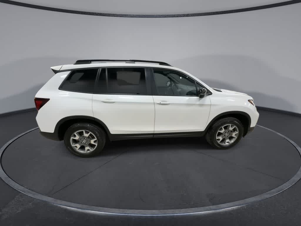 Thumbnail: 2023 Honda Passport - 9