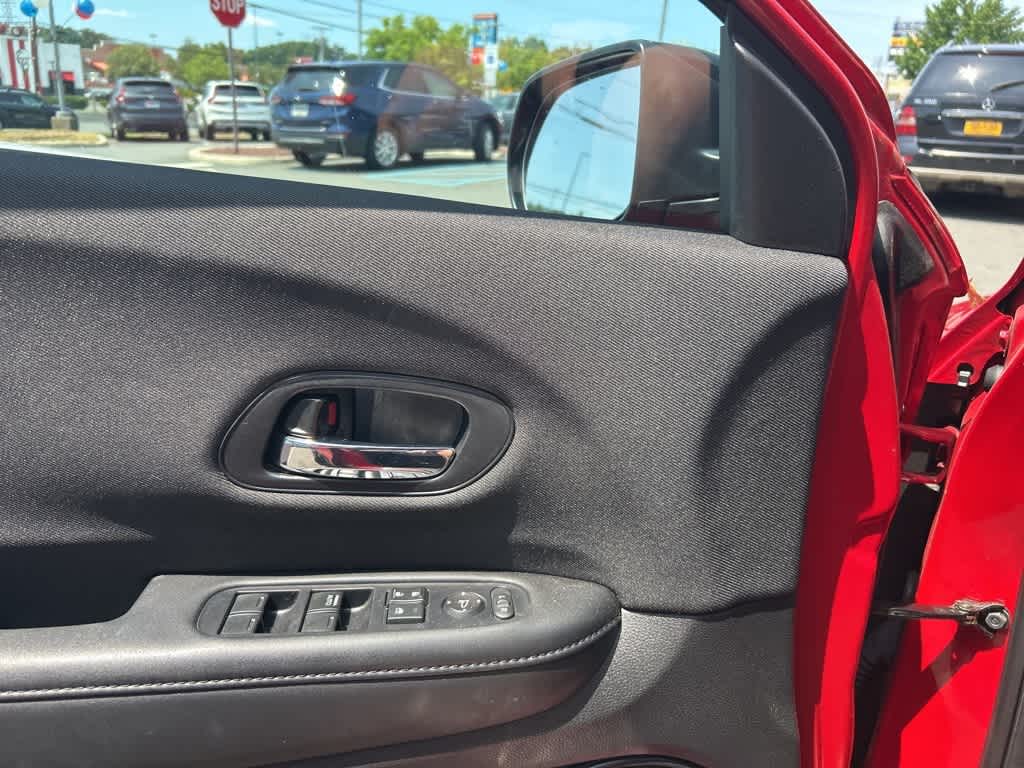 Thumbnail: 2022 Honda HR-V - 15