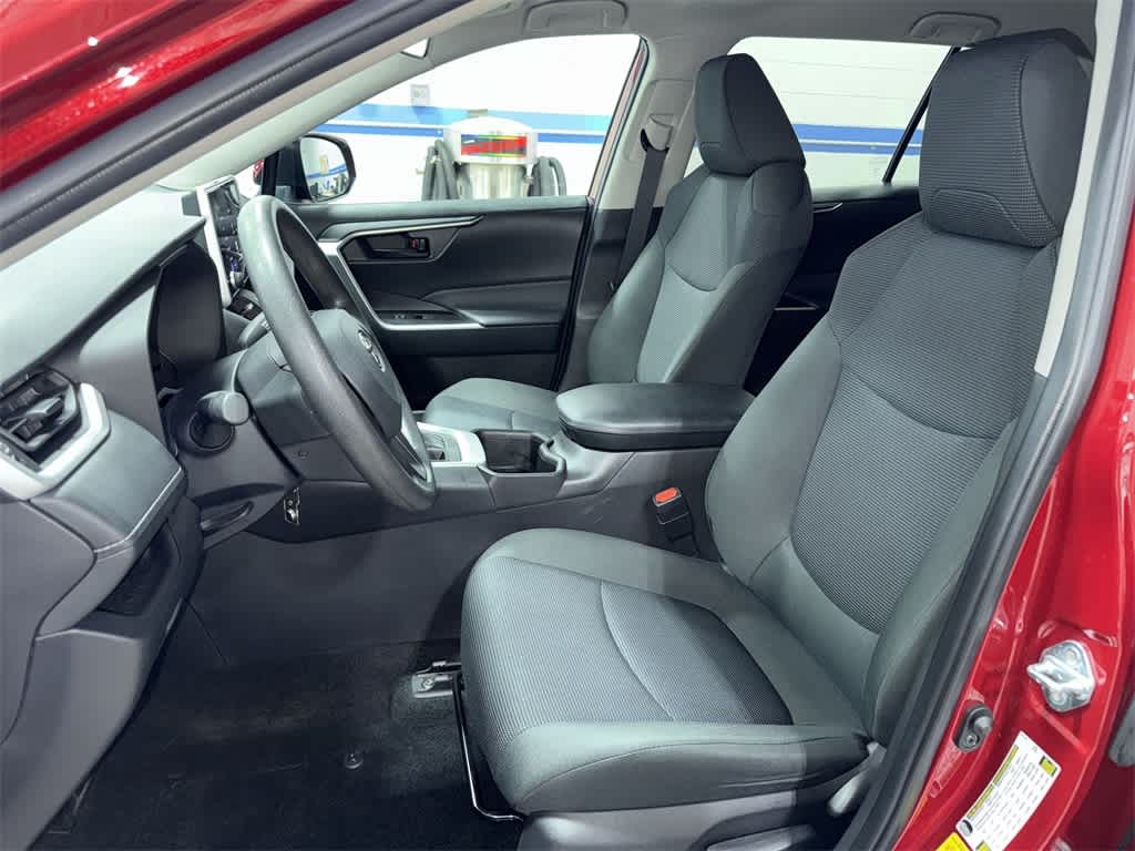 Thumbnail: 2024 Toyota RAV4 - 15