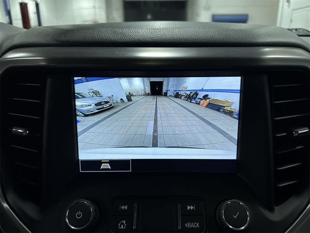 Thumbnail: 2022 GMC Acadia - 27