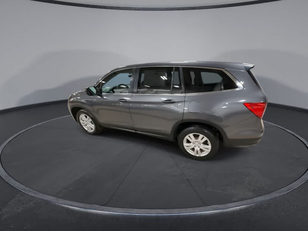 Thumbnail: 2016 Honda Pilot - 6