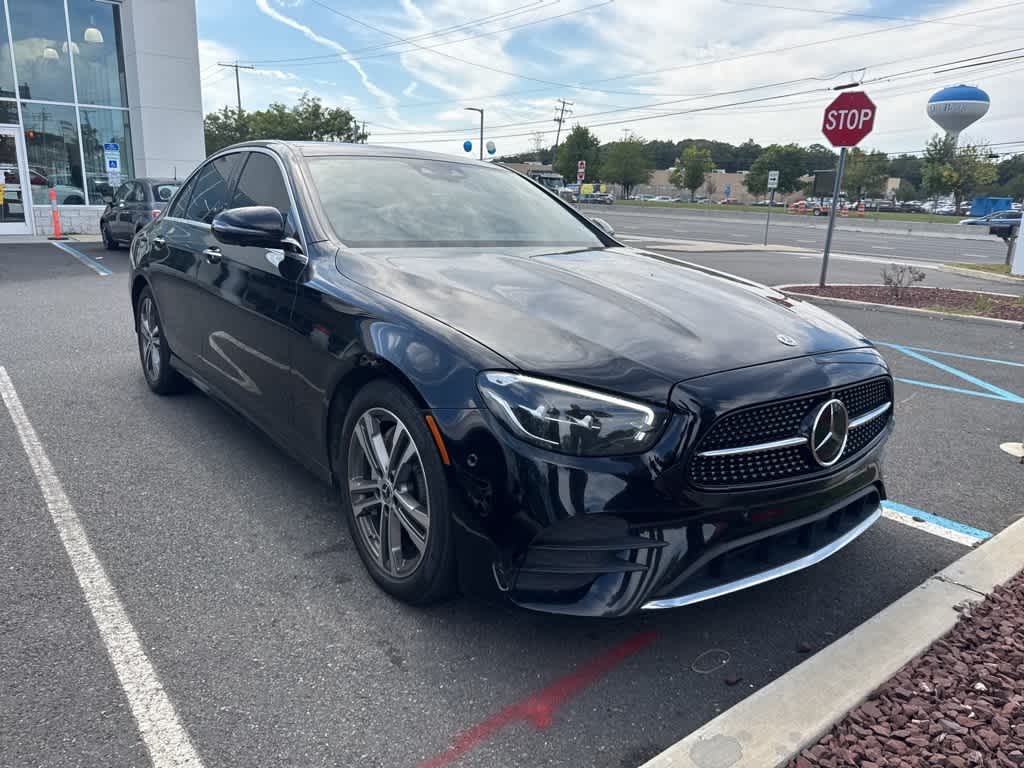 Thumbnail: 2021 Mercedes-Benz E-Class - 3